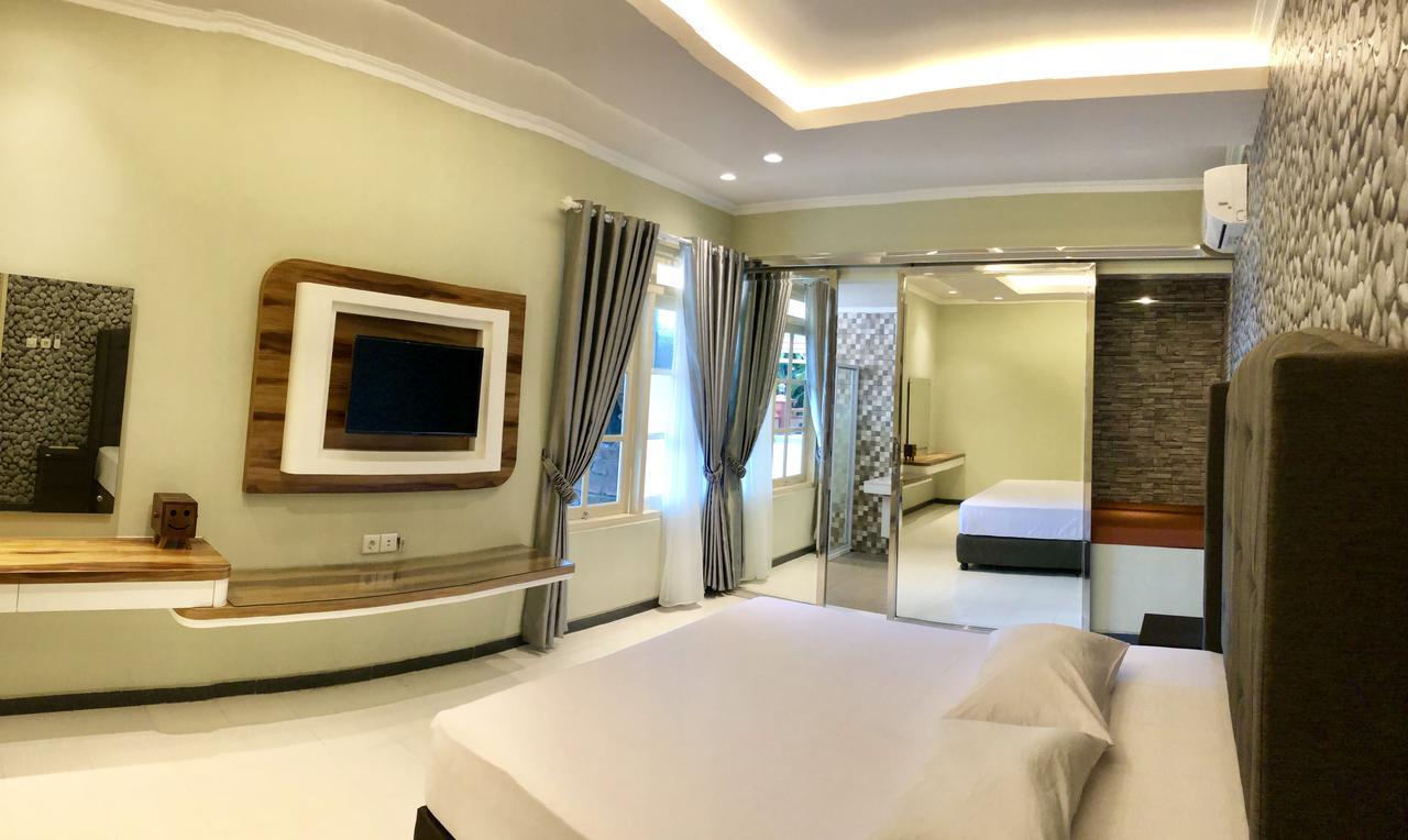 Bukit Permai Holiday Home Семаранг Экстерьер фото